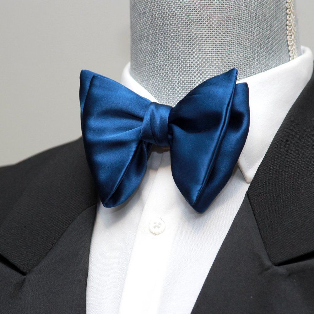 Men's Self-tied Bow Tie 100%Silk Big Butterfly Blue Solid S641